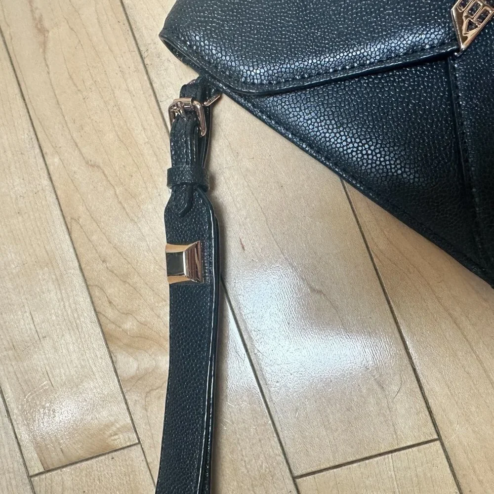 Stella & Dot Black Pebbled Leather Envelope Clutch w Rose Gold Accents Wallet